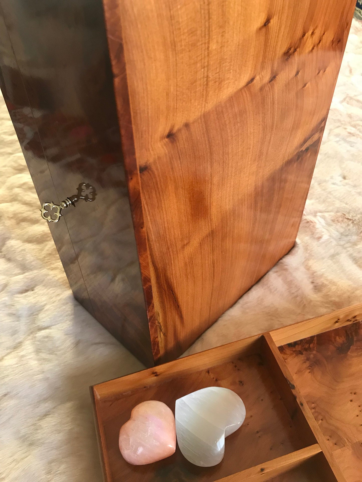 Moroccan Large Jewelry Box with lock,Luxury design thuya wood,Gift idea,Wedding Keepsake Memory box with key,Birthday,Christmas Couples gift