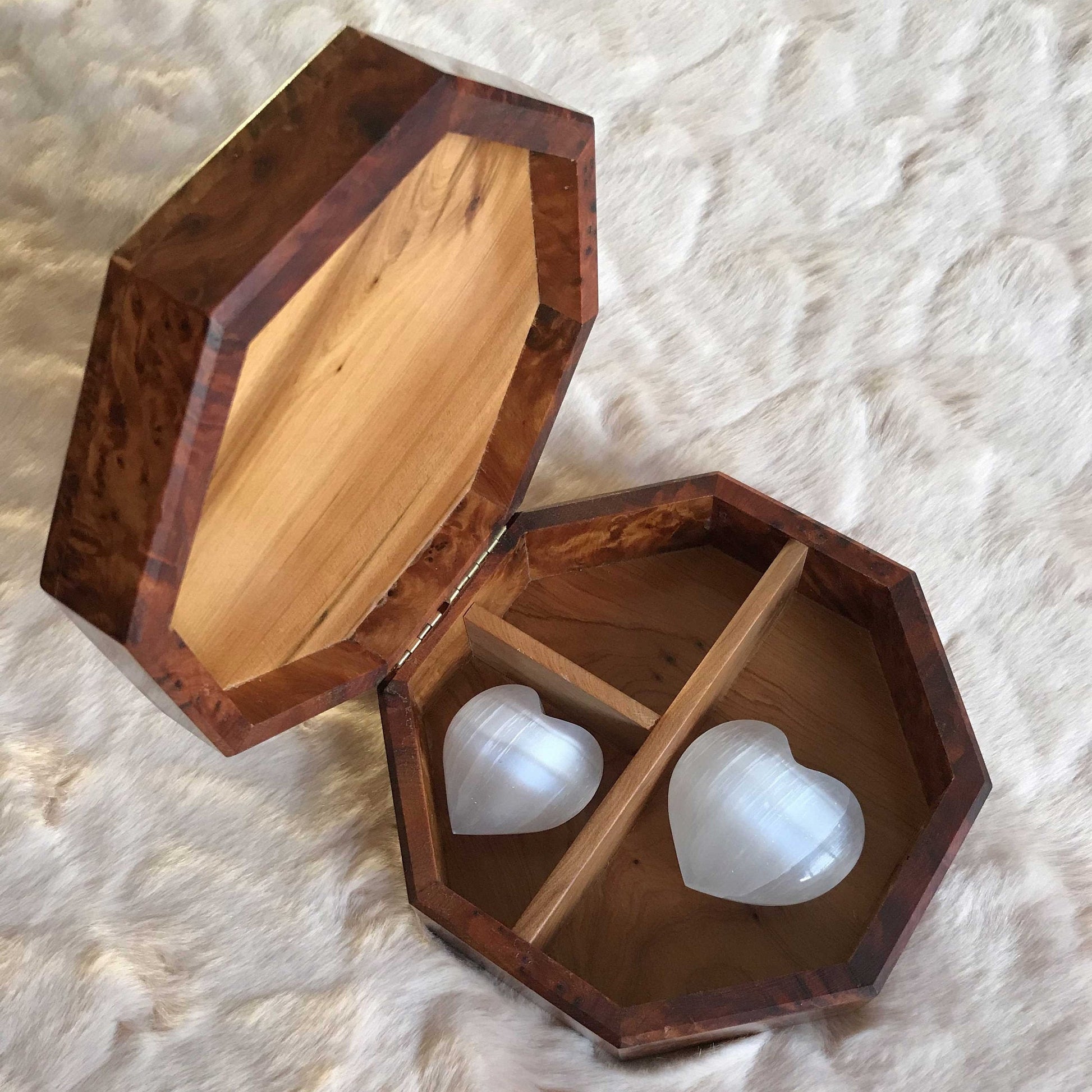 Moroccan Thuya wood jewelry Box,walnut jewellery wood box diamond pattern,gift idea,wooden jewelry box with key lock, engraved Jewelry Box
