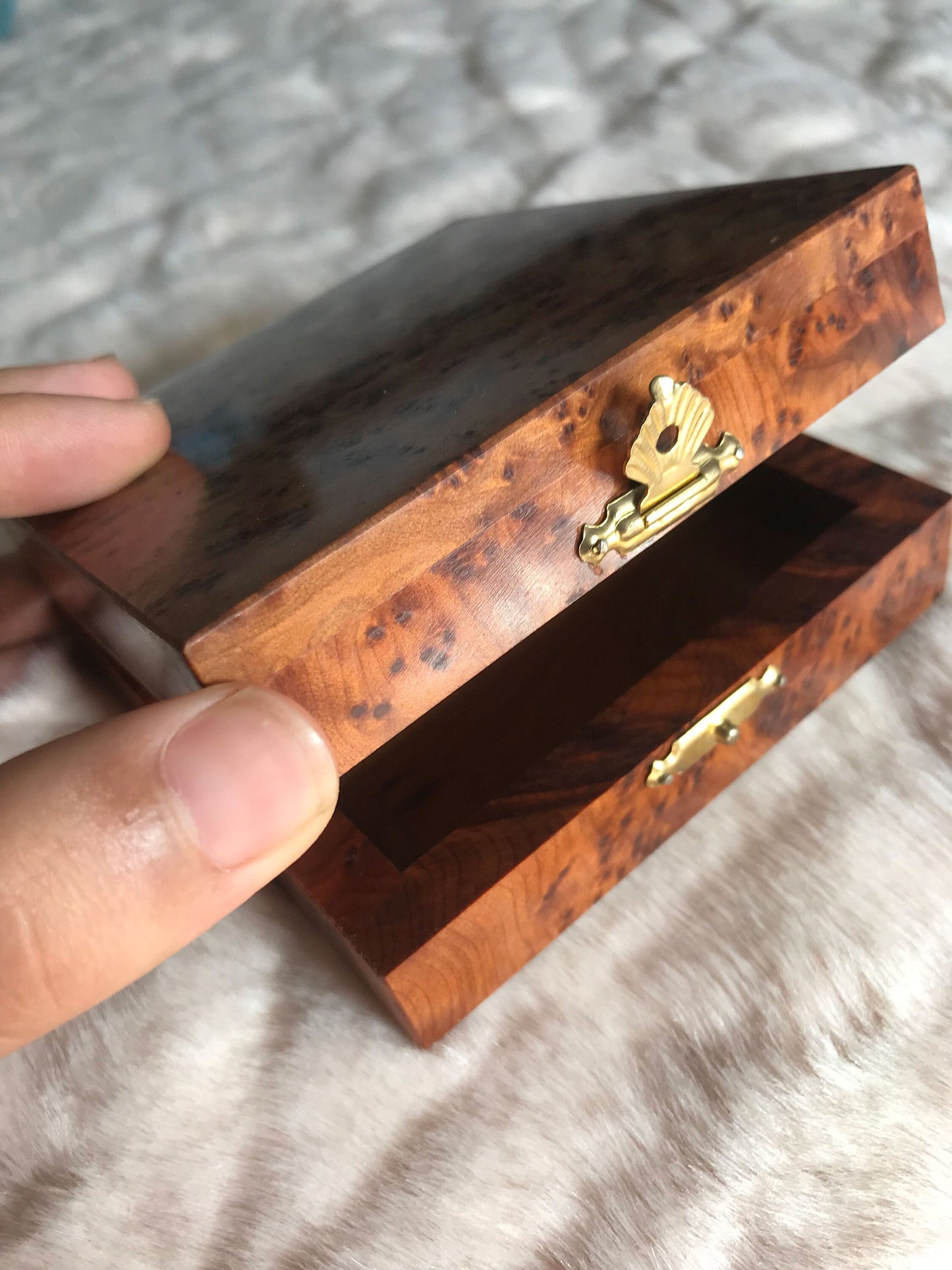 Bracelet keeping Jewellery thuya wooden Box walnut wood inlaying,gift idea for Him, box organizer,decorative wooden box holder,Keepsake Box