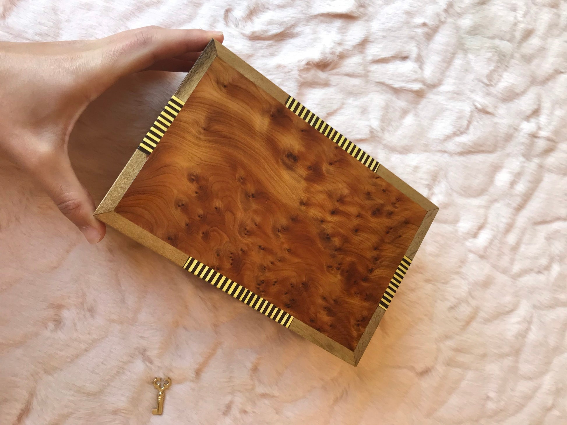 Moroccan Thuya wood jewellery Box with key,Craft work,Thuya tree,Gift idea, engraved Custom Jewelry Box with lock,Decorative rounded edges