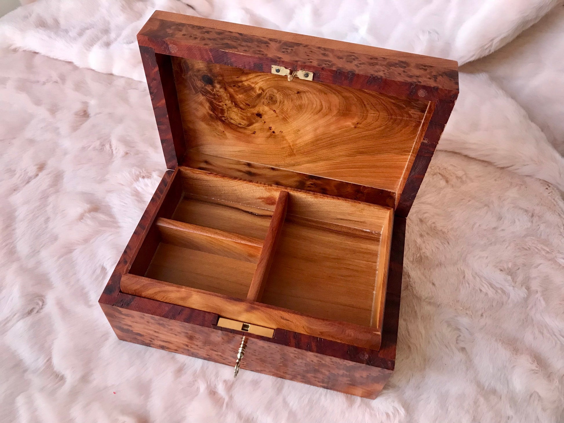 8"x5" lockable wooden jewellery Box,Luxury box holder with key,Keepsake Memory Couples gift,Birthday,wedding Jewelry memory,decorative box