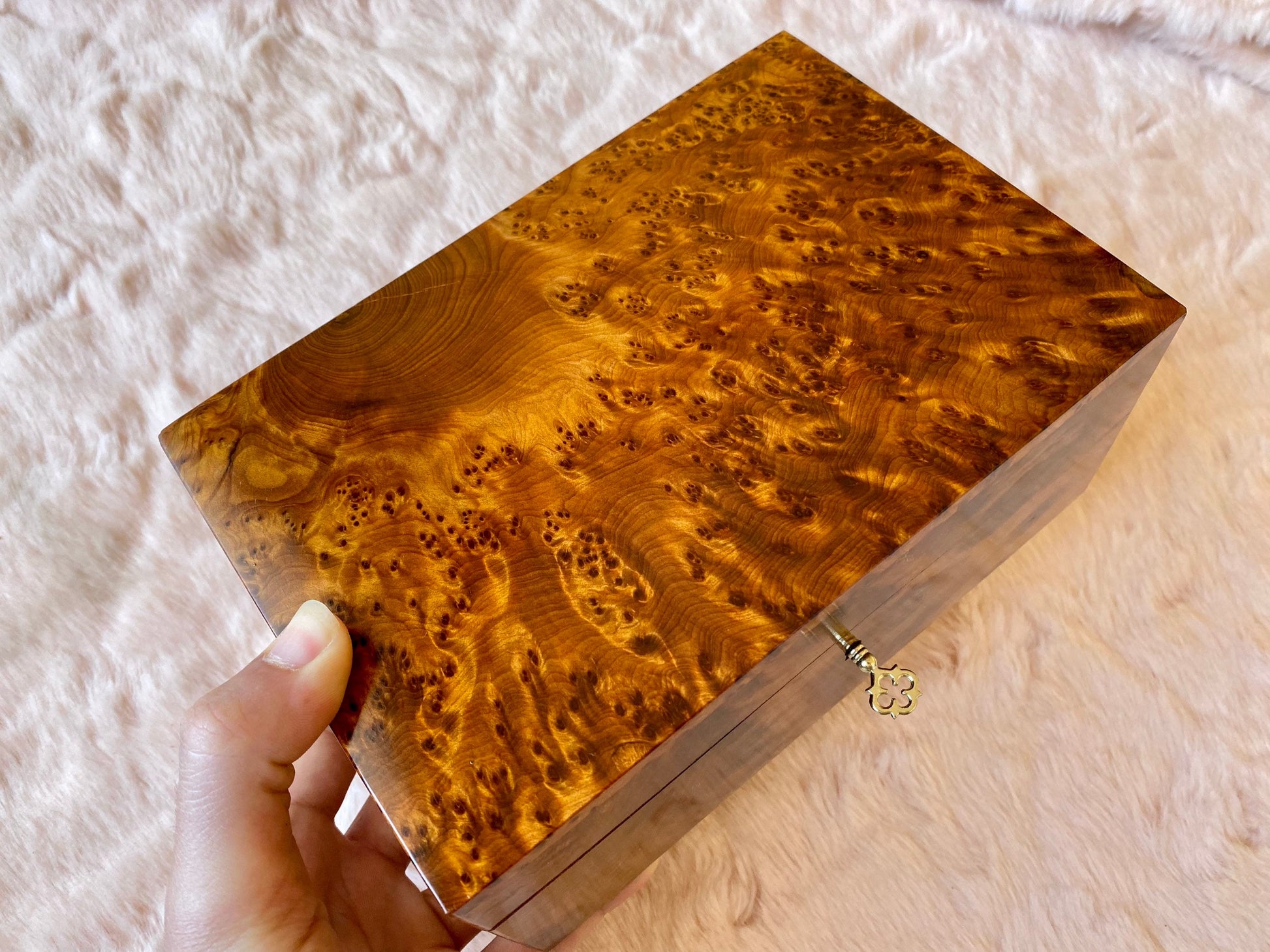 Moroccan lockable thuya burl wooden jewellery Box holder with key, Keepsake Couple gift,Birthday,wedding Jewelry memory,decorative box