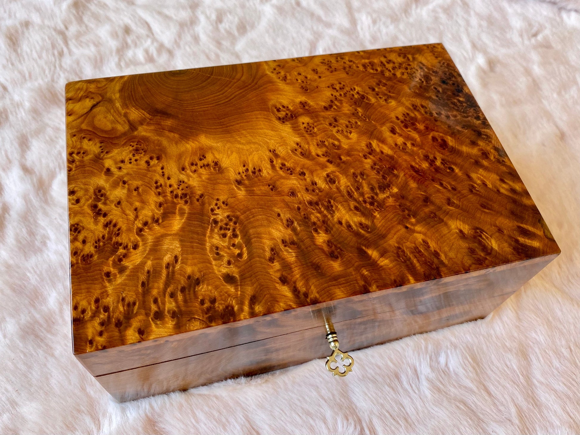 Moroccan lockable thuya burl wooden jewellery Box holder with key, Keepsake Couple gift,Birthday,wedding Jewelry memory,decorative box