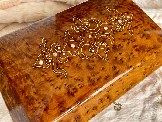 Moroccan large lockable burl wooden jewellery Box organizer with key,engraved,inlaid with Mother of Pearl,Birthday,wedding memory thuya box