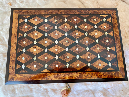 11"x7" Moroccan jewellery Box,large lockable thuya wooden box with key,mother of pearls engraving,walnut wood inlay,wedding gift memory box