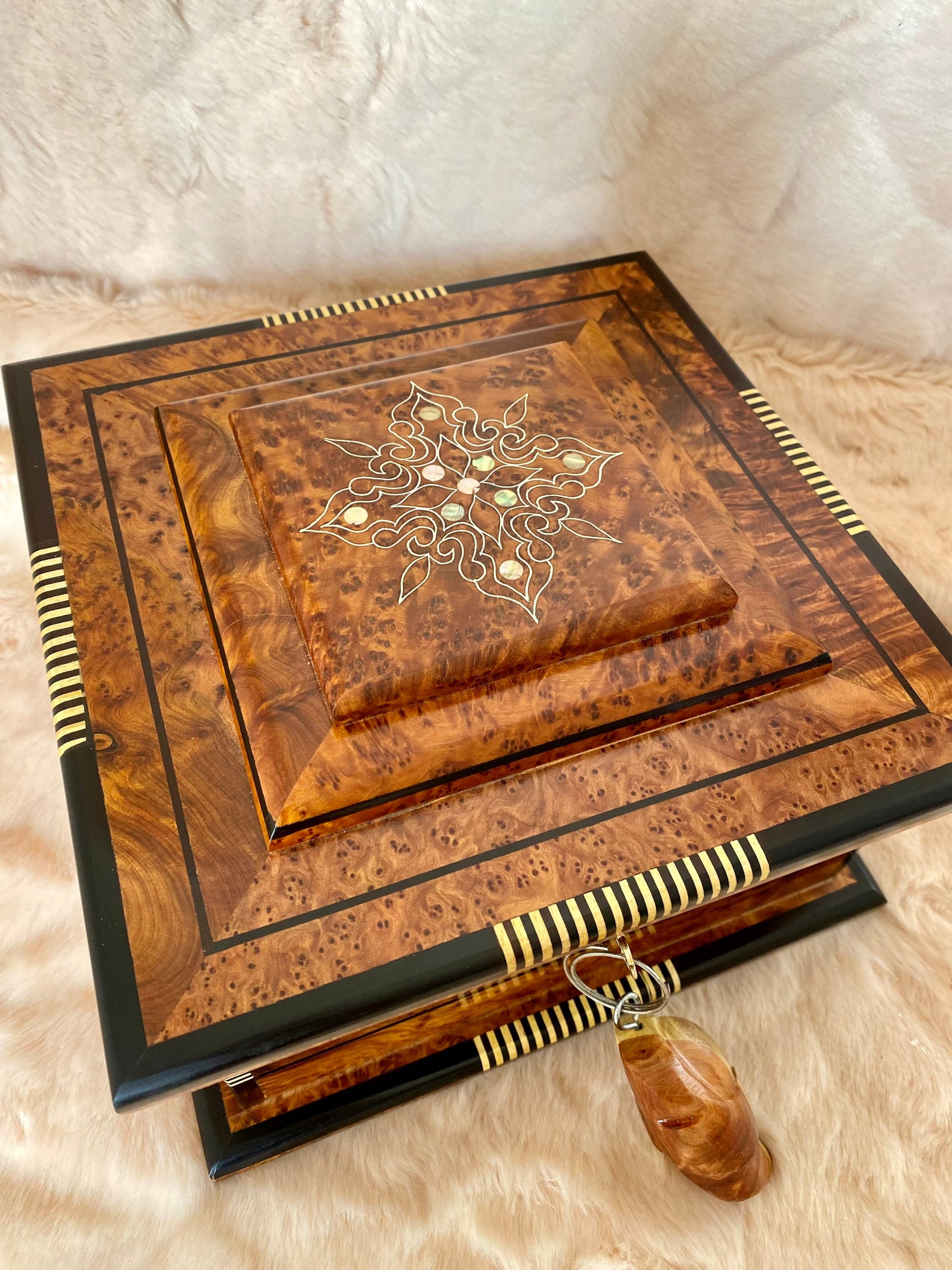 7"x7" Moroccan Royal jewellery burl wooden box inlaid with mother of pearl,lockable Luxury handmade gift box for anniversary,mirror inside