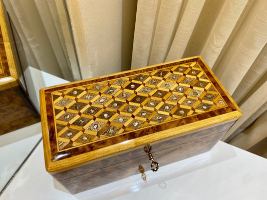 9"x4"x4" Jewellery Thuya wood Box with key,inlaid with mother of pearl,cedar wood,Gift idea, engraved Custom Moroccan wood Box with lock