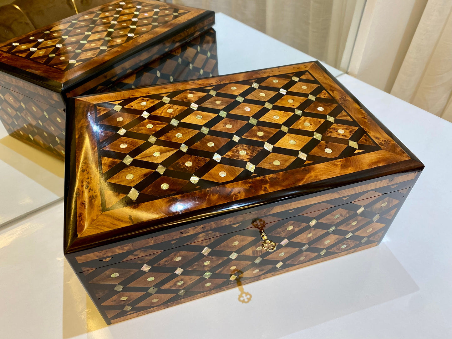 12x7.8 Royal Solid lockable Jewelry Box,large jewelry Thuya Burl wooden Box Keepsake Storage Inlaid with Mother of pearls, burned lemon wood