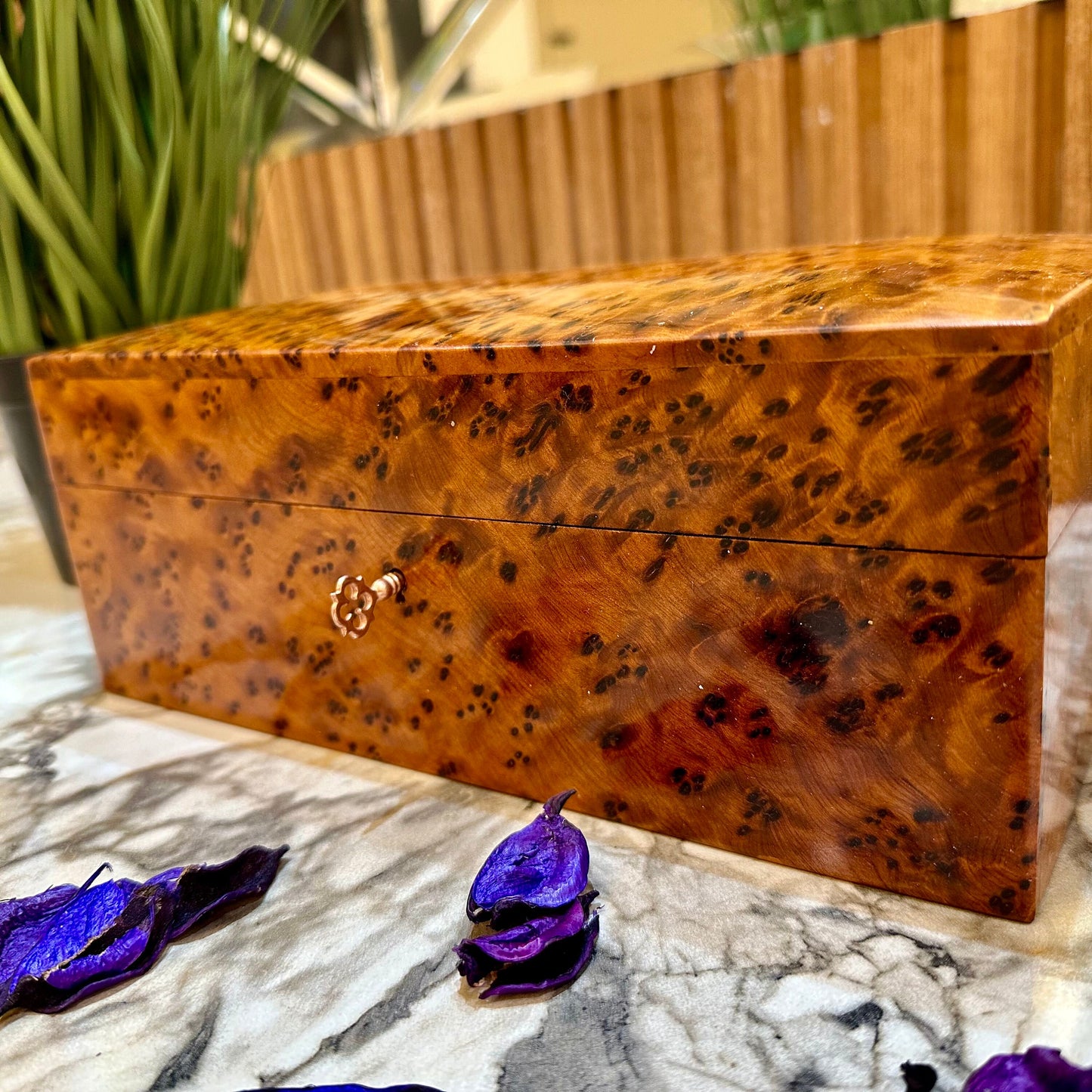 Gift Wooden Box,Lockable Luxury thuya burl wooden jewellery Box holder with key,Couples gift,Birthday,decorative wedding memory box