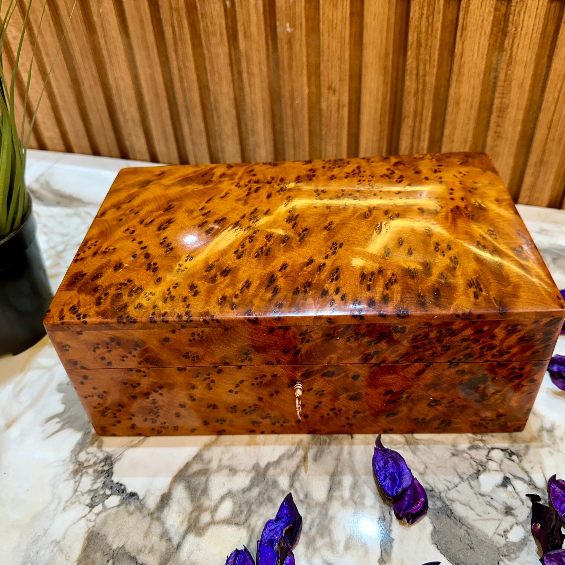 Gift Wooden Box,Lockable Luxury thuya burl wooden jewellery Box holder with key,Couples gift,Birthday,decorative wedding memory box