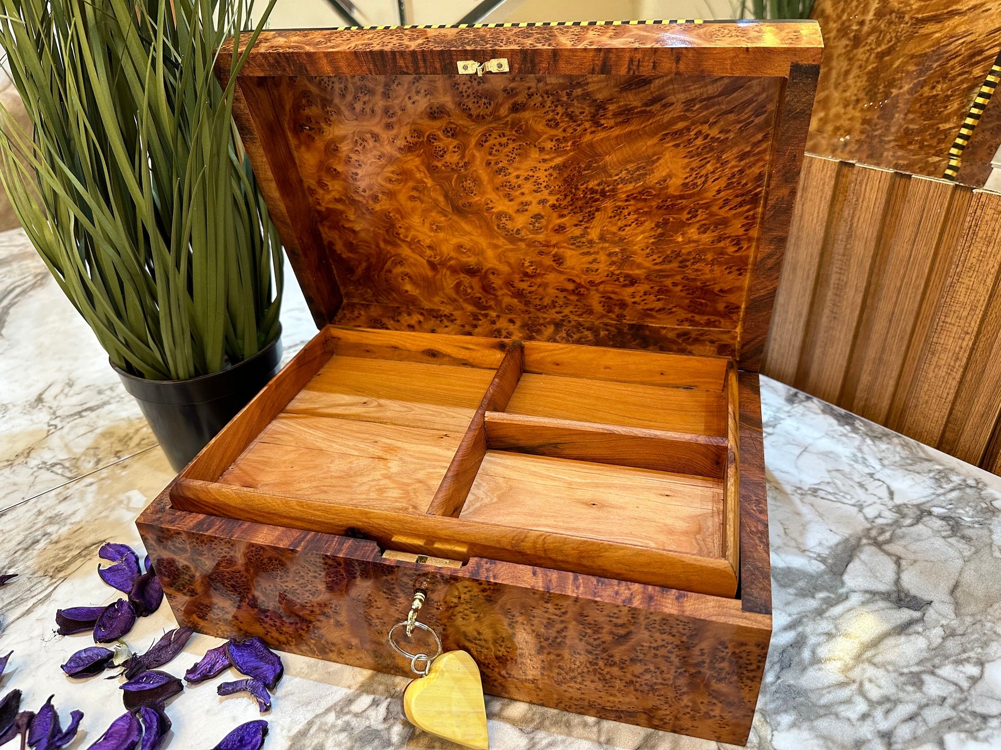 Burl lockable wood box,Luxury large wooden jewelry Box organizer with key,gitft box,wedding memory thuya box,Moroccan Aromatic Home Decor