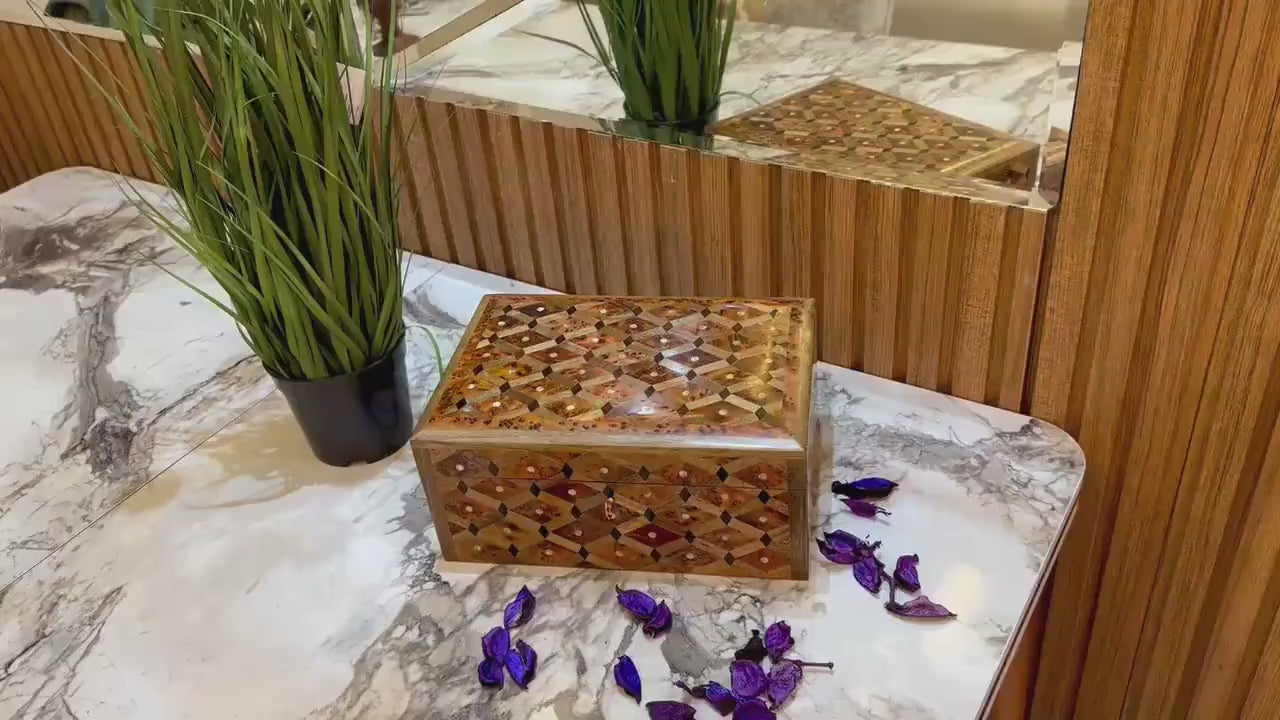 Handmade Lockable Wooden Stash Box,Solid Jewelry Box,Thuya Burl wooden Box Keepsake Storage Inlaid with Mother of pearls,engagement gift box