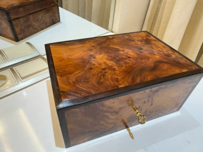 Jewelry Holder Decor Thuya Wooden Box with Key, Perfect Gift Idea – Luxury Jewelry Wooden Box