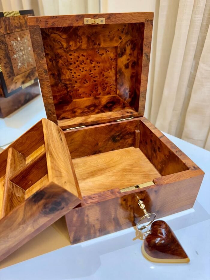 Handcrafted Moroccan Thuya Wood Jewelry Box Organizer with Key – Luxury Jewelry Wooden Box