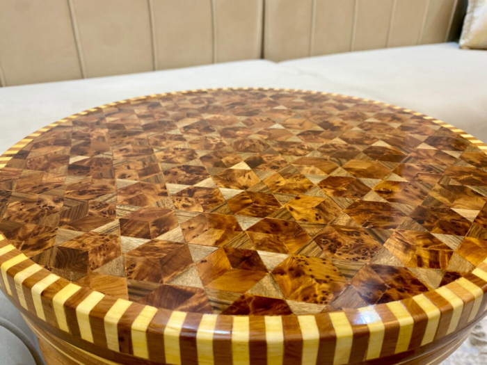 Decorative Coffee Table – Moroccan Handmade Round Table with Lemon & Thuya Wood – Luxury Jewelry Wooden Box