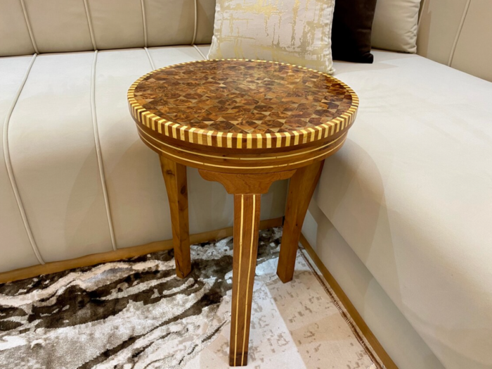 Decorative Coffee Table – Moroccan Handmade Round Table with Lemon & Thuya Wood – Luxury Jewelry Wooden Box