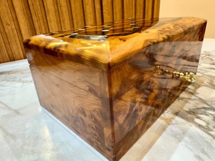 Jewellery Box lockable Thuya Wooden Burl Organizer with Key – Luxury Jewelry Wooden Box