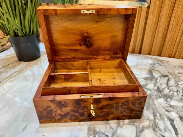 Jewellery Box lockable Thuya Wooden Burl Organizer with Key – Luxury Jewelry Wooden Box