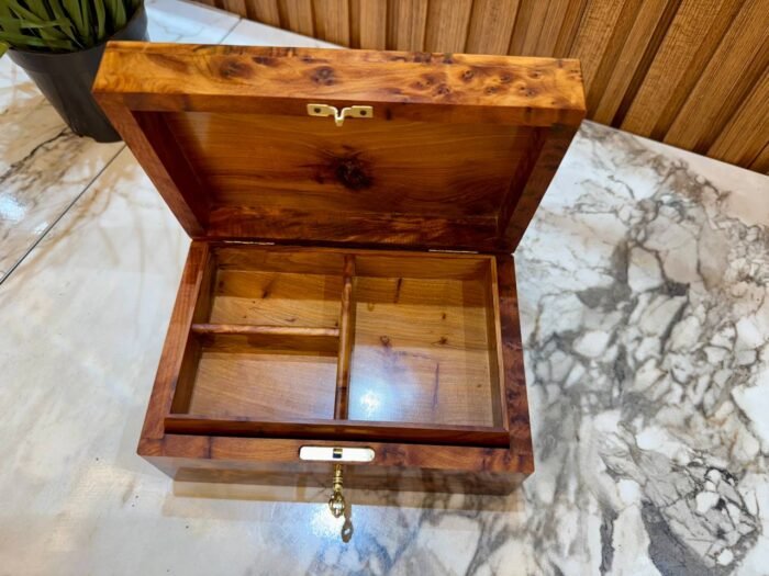 Jewellery Box lockable Thuya Wooden Burl Organizer with Key – Luxury Jewelry Wooden Box