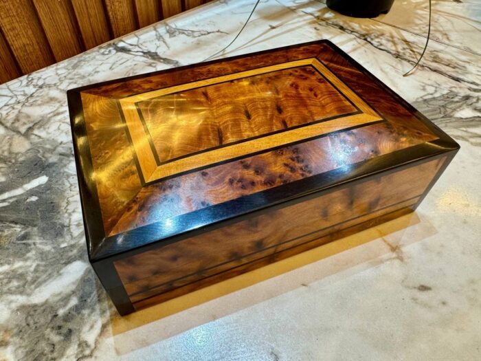 jewellery Box lockable thuya wooden box
