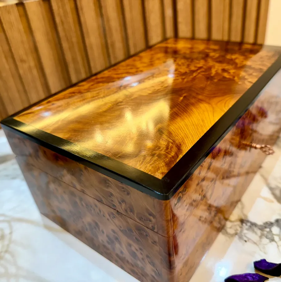 Watch Box – Handmade Thuya Wood Jewelry Box With Key - Image 4