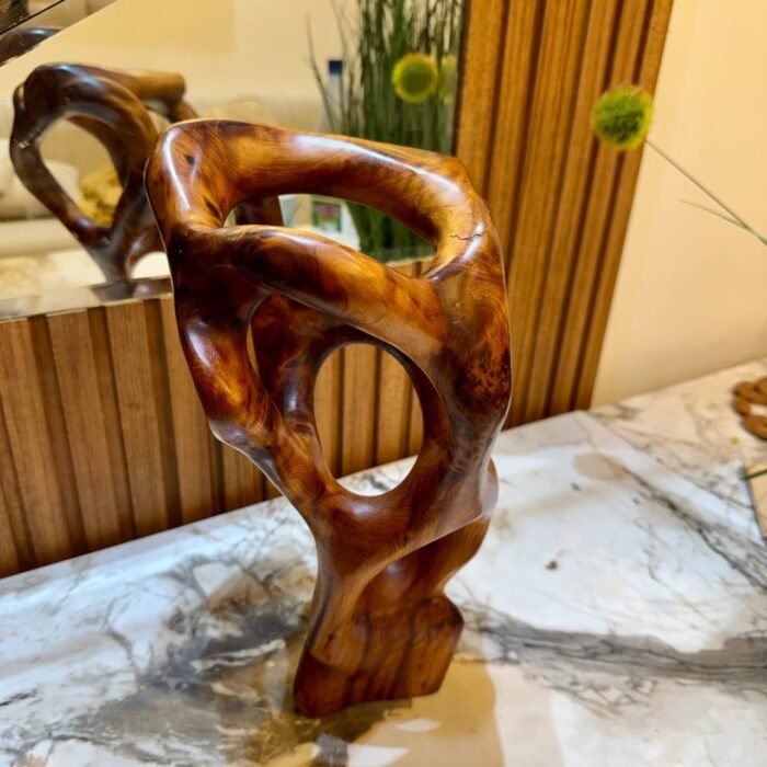 Abstract Wooden Sculpture – Luxury Jewelry Wooden Box