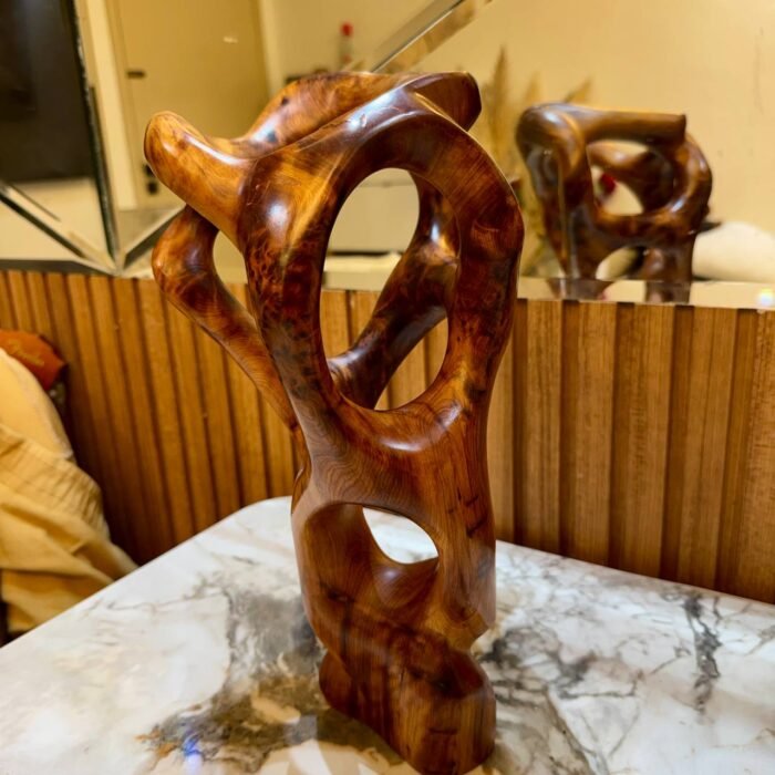 Abstract Wooden Sculpture – Luxury Jewelry Wooden Box